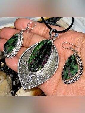 Ruby Zoisite Crystal Pendant & Earrings